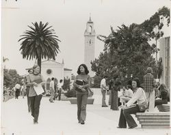 Students outside of Lorenzo M. Malone Student Center