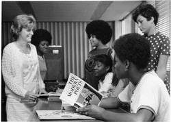 Denise Scott with students