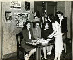 Marymount students selling U.S. War Bonds