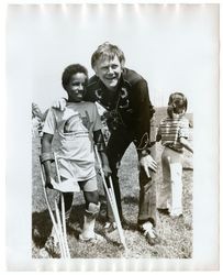 LMU Special Games, young athlete with crutches