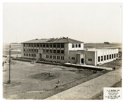 St. Robert's Hall construction, Loyola University of Los Angeles