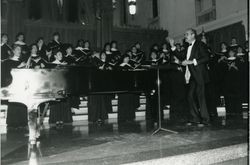 Paul Salamunovich conducting choir in Sacred Heart Chapel