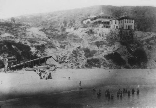 Goff's Arch Beach Hotel