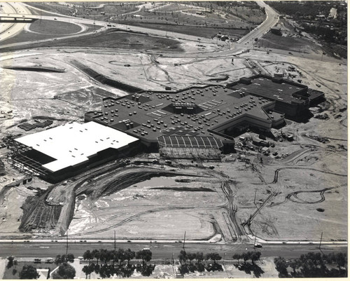 Brea Mall Construction