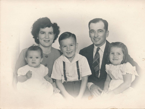 Nieblas Family portrait, ca. 1945