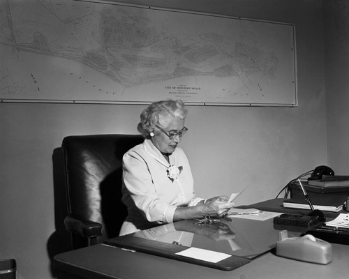 Dora Hill, first woman elected Mayor of Newport Beach, August 1954