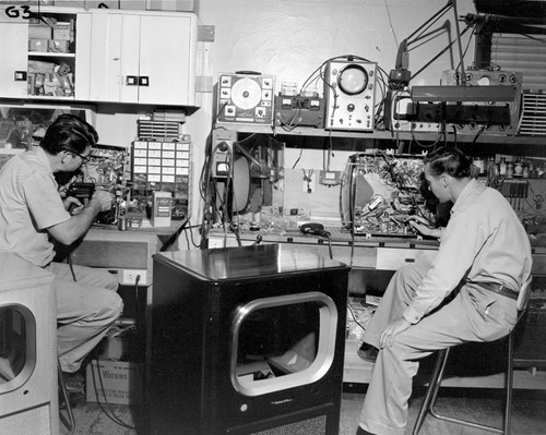 Repair shop, Jessee Appliance Company, Orange County, California, May 29, 1951