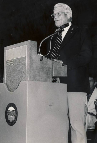 Orange County Supervisor Thomas Riley speaking at the University Park Library's dedication