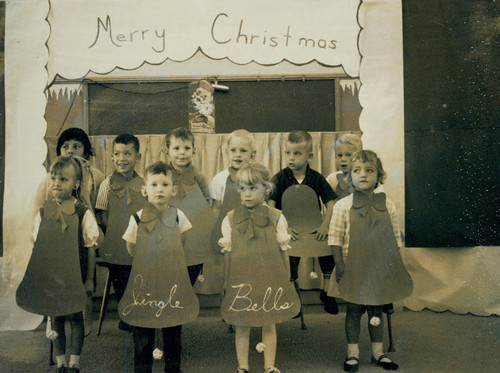 Children in the Villa Park Elementary School Christmas program