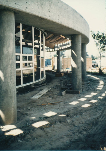 Costa Mesa Library, 1987