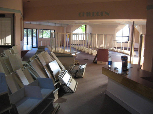 Laguna Niguel Library bookstacks removed, November 2010