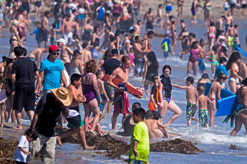 Main Beach on a red flag day