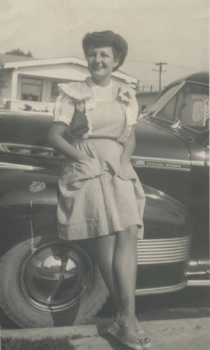 Annabelle Hennig McNeil in front of 1941 Chevrolet