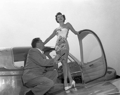 Janet Hammond, Orange County Aviation Queen Contestant, April 1949