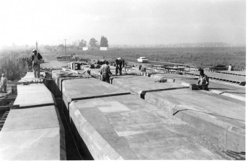 Edinger Avenue Bridge construction being built over Santa Ana River