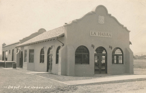 Union Pacific depot, La Habra, 1923