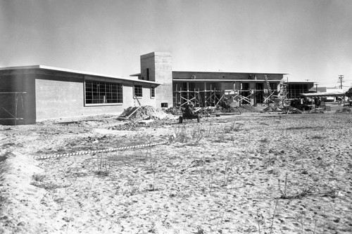 Newport Beach City Hall under construction, January 1948