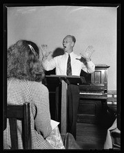 Leo Christiansen conducting California Labor School Chorus