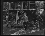 Photographer taking photo of Henry Wallace (out of frame), California Labor School