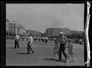 Man holding hands with girls among Longshoremen's Union contingent in Labor Day Parade, San Francisco, Calif., California Labor School