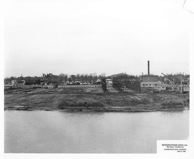 Shipbuilding Hickinbotham Bros.-Stockton- Miscellaneous photos of shipbuilding, Hickinbotham Bros., Construction Division