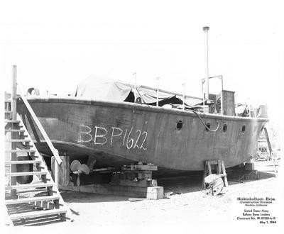 Shipbuilding Hickinbotham Bros.-Stockton- Miscellaneous photos of shipbuilding, Hickinbotham Bros., Construction Division: United States Army Balloon Barqe Leaders