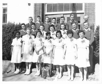 Stockton - Schools - Roosevelt: students, February 1943