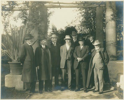 Anstruther Davidson, George E. Hale, James H. McBride, John Muir, Henry F. Osborn, John D. Hooker, James A. B. Scherer, and Andrew Carnegie in Los Angeles, California