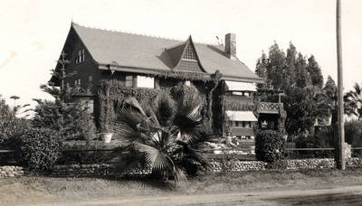 Home of Charles Clarke Chapman, Fullerton, California, 1914