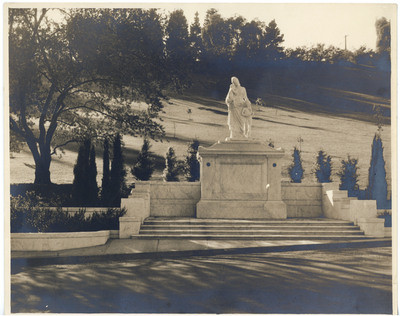 Forest Lawn family plot with "La Carita" statue