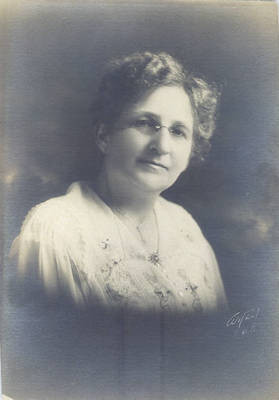 Anna E. Stover Chapman, Los Angeles, California