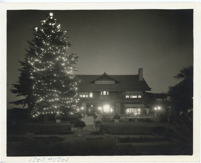 Chapman's residence at Christmas time