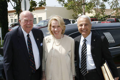 Doti and Shultzes at Bust Dedication