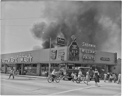 Dooley's Hardware store fire, 5075 Long Beach Blvd