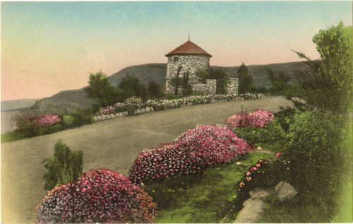 East Entrance, Palos Verdes Estates, California