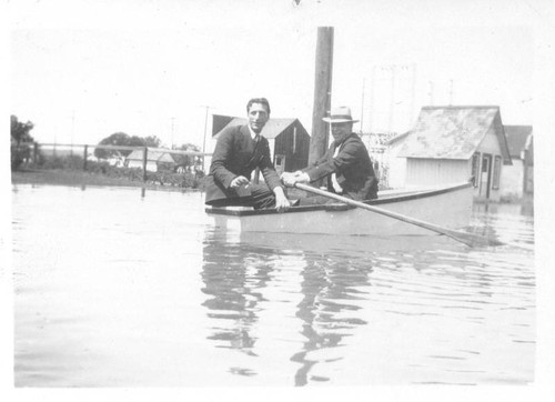 Rowing down N. Willowbrook Ave