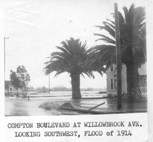 Compton Blvd and Willowbrook Ave