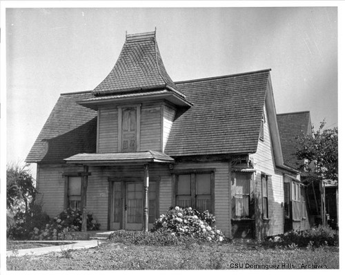 Lessing House — Calisphere