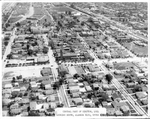 Central Compton looking south