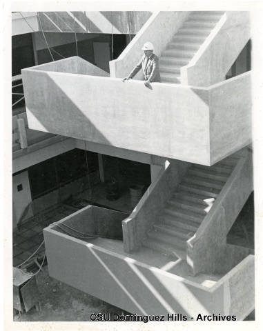 President Cain at Social and Behavioral Sciences building construction