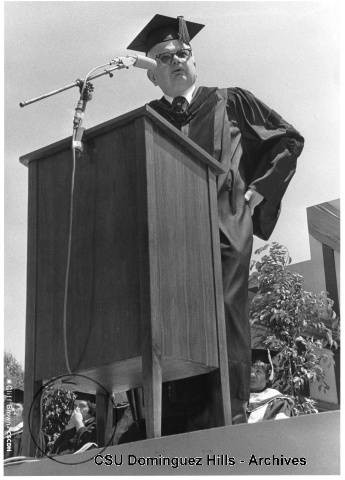 President Gerth speaks at graduation