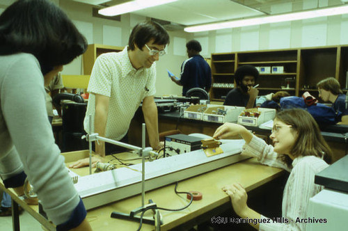 Students in science lab