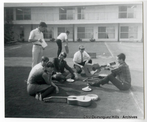 Guitarists in Watt Campus Courtyard