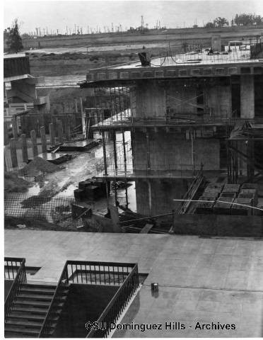 Natural Sciences and Mathematics Building - construction