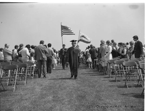 Commencement processional arriving at seating