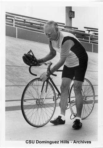 1932 Olympian cycling at Velodrome