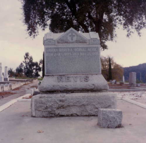 Headstone of Maria Juana Higuera Bernal Nevis