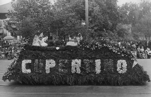 1929 Parade Float, Cupertino Union Grammer School, P.T.A and joint civic bodies