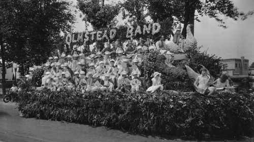 1929 Parade Float, Olmstead band