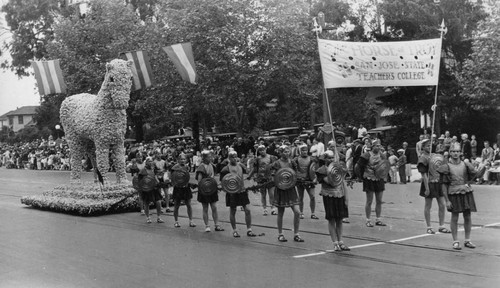 1929 Parade Float, San Jose State Teachers College